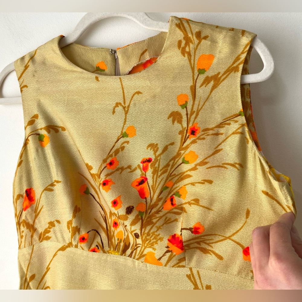Vintage floral empire waist A-line maxi dress - Picture 9 of 13